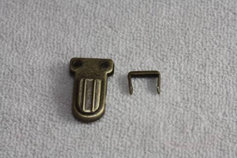 10 Mini - Steckschloss Altmessing H1-267 - Bild: A3