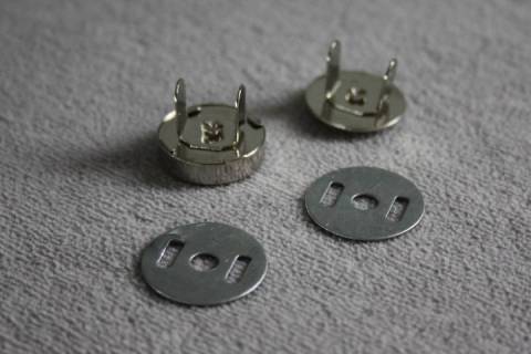 100 Magnetverschl&uuml;sse 18 mm Nickel H1-168 - Bild: A3