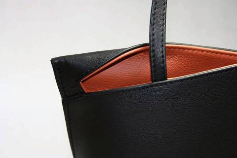 Wave / Small  Ledertasche - Olbrish b - Bild: A4