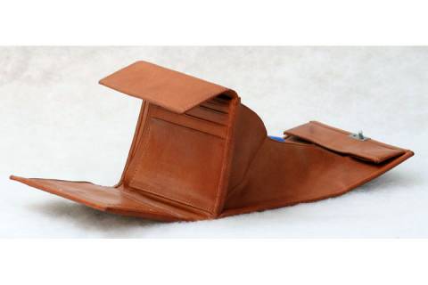 Sonnenleder - Lederb&ouml;rsen - Tarn G - Bild: 01-Open