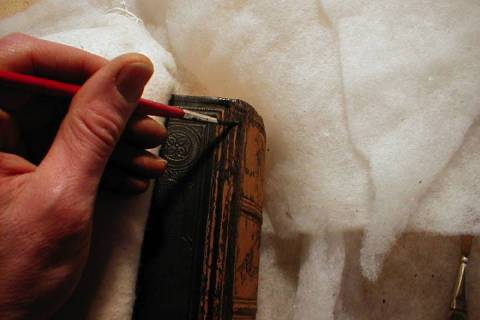 Bibelrestauration - Bild: A8