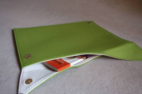 Cover I-Pad H&uuml;llen - Olbrish b Neon - Weiss - Bild: A4