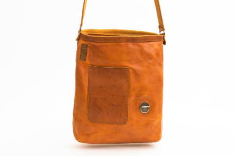 Maart 25 - Naturledertaschen - Bild: a4