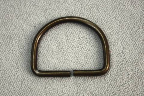 D-Ringe - Halbringe - 40 mm Altmessing 290