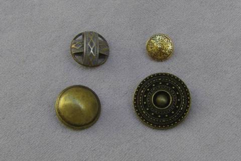 Kn&ouml;pfe und mehr - Bild: A2