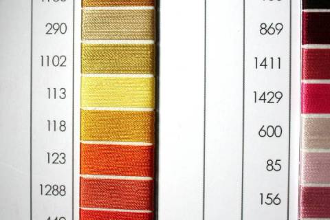 Garne - Faeden - Zwirne 40 - Bild: Farbe-Hellgelb-113