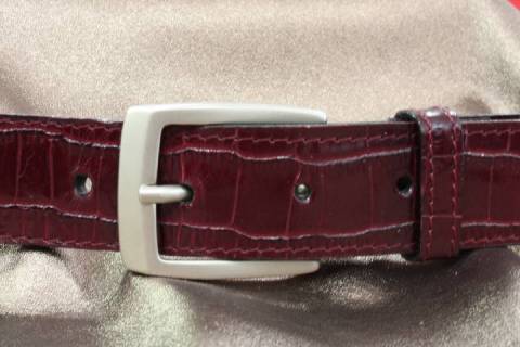 Lederg&uuml;rtel 30 mm - Kalbslederpr&auml;gung - Dunkelrot - 011