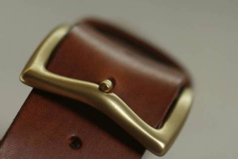 Mattgoldguertel 82  - Bild: Lederfarben-Anthrazit_1