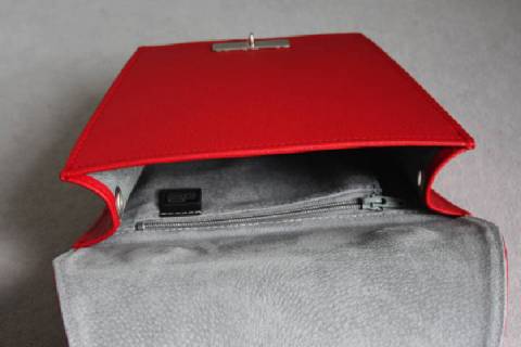 Lederhandtasche Torii in Rot - Bild: A7