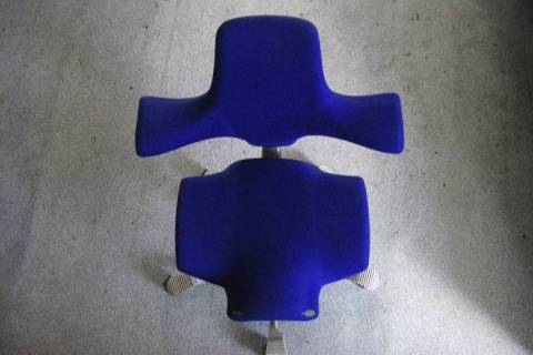 Praxis - Stuhl - Reparaturen - Bild: A-1