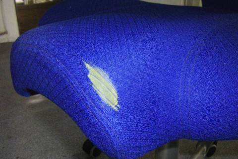 Praxis - Stuhl - Reparaturen - Bild: A-4