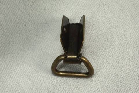 Riemenhalter Altmessing 274 - Bild: A1