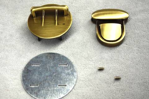 Steckschloss Altmessing 145 - Bild: A6