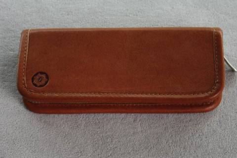 Sonnenlederetui Born - Bild: Farbe-Schwarz_2