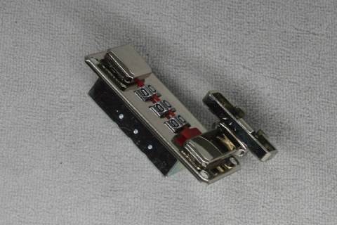 Koffer - Zahlenschloss - 28 mm - 127 Nickel - Bild: A4