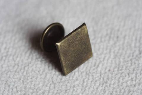 Ledernieten - Quadrathohlnieten - Zierelemente 214 - Bild: A1