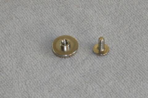 Solide Taschenfuesse - Zierelemente zum Schrauben 014 - Bild: a1