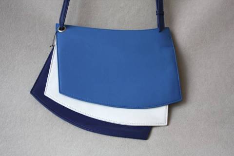 Olbrish b - Blätterwald aus Leder in alu und Weiss