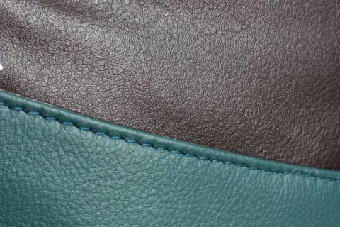 Serpentine kl. - Ledertasche von Olbrish b Petrol - Braun - Bild: a2