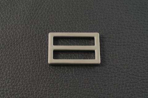 Dreisteg - Satiniert -158/30 mm