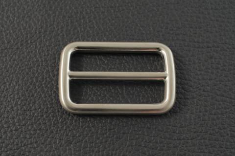 Dreisteg - Satiniert - 207/40mm